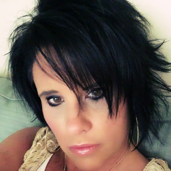 Meet Your Posh Ambassador - Picture 1 of 1